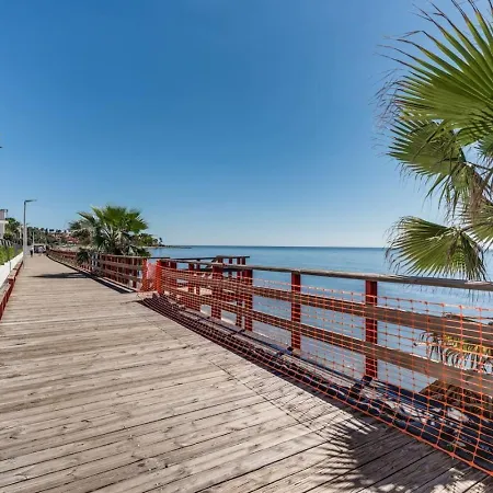 Ultimate - Centrally Located Beachside Apartman Estepona