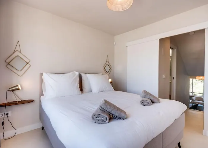 Ultimate - Centrally Located Beachside