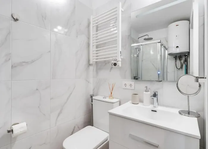 Ultimate - Centrally Located Beachside